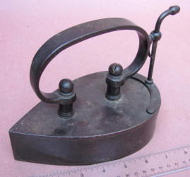 Strap Handle European Round Back Box Iron