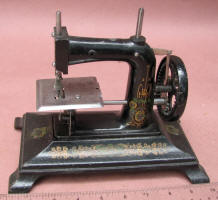 French Baby Toy Sewing Machine / TSM