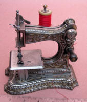 Muller #6 Toy / Travel Size / Child-Size Antique Sewing Machine