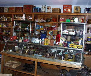 Double Tower Showcase / Display Cabinet