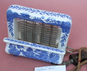 Blue Willow Toastrite Toaster