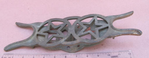 Double Star Rocker Style Cast Iron Boot Jack