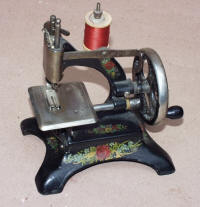 Mueller 10 Toy Sewing Machine