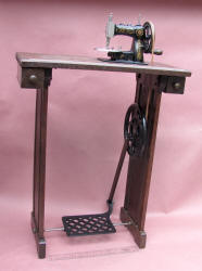 Busy Bee Toy Treadle Sewing Machine / TSM