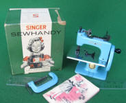 Blue Singer Model 20 - 10 TSM / Toy Sewing Machine w/ Original Box