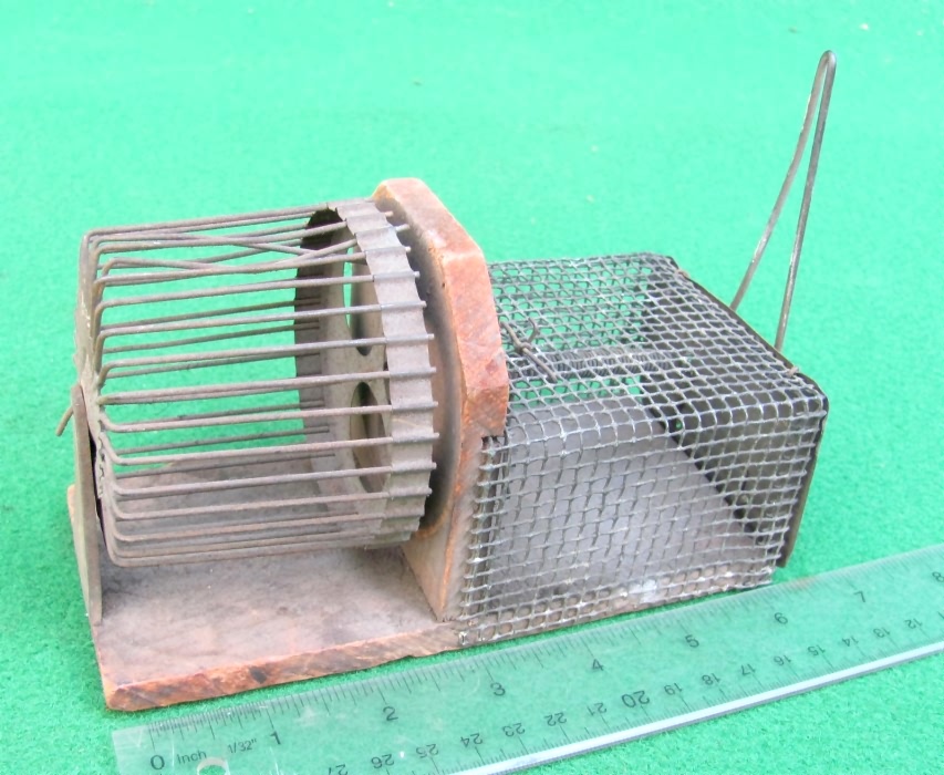 Primitive Handmade Live Trap Small Animals Mouse Trap Set 