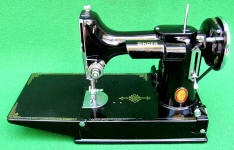 1936 Black Singer Featherweight 221 TEXAS CENTENNIAL EXPOSITION Sewing Machine (AE086014)