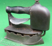 Standard Gas Iron / Mansfield Ohio  A rare iron with cast iron fuel tank