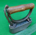 Meeker's Patented-Antiques.com Antique Sad Iron Sales