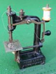 Smith & Egge Peerless Automatic Toy Sewing Machine / TSM