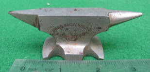 Hugo Hackenberg Dortmund Miniature Cast Iron Advertising Anvil / Salesman Sample / Paperweight