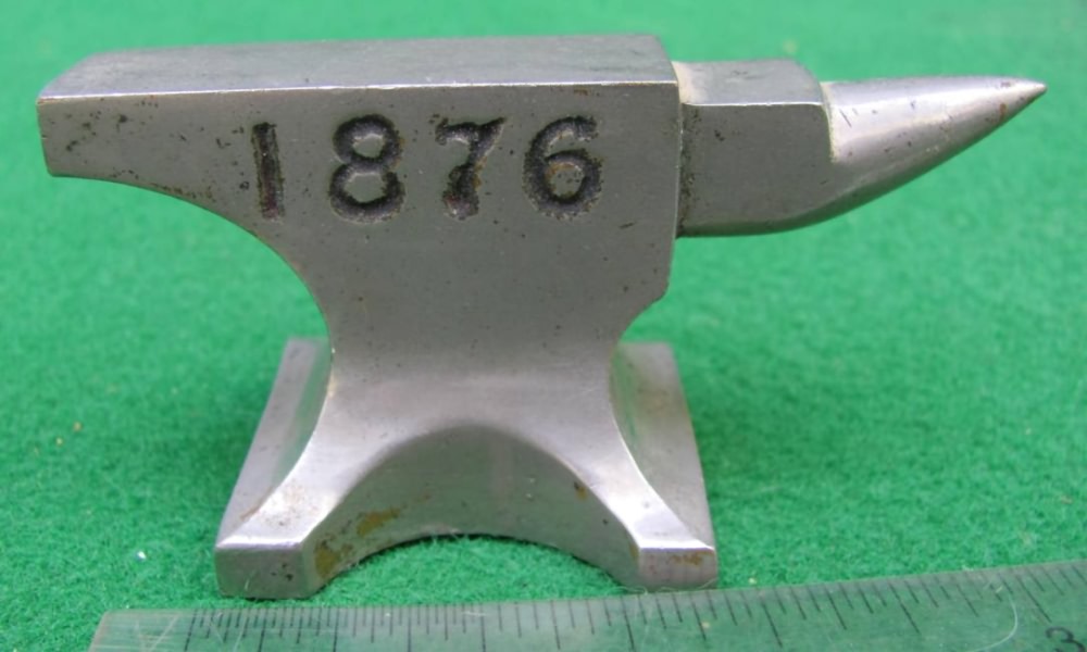 Small Anvil Paper Weight