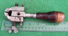 Hand Vise w/ Tool