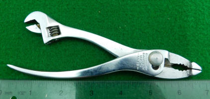 Diamalloy Handyman DH-16 Duluth Combination Crescent Wrench / Plier