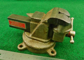 Wilder ALL SHAPES Bench Vise