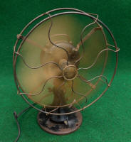 Emerson Type 29646 3 Speed Oscillating Electric Desk Fan