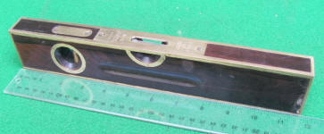 Stanley Sweetheart Era # 98 12 Brass Bound Rosewood Level