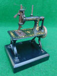 American Gem Toy Sewing Machine / TSM 