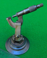 Starrett 219 Micrometer on Articulated Stand