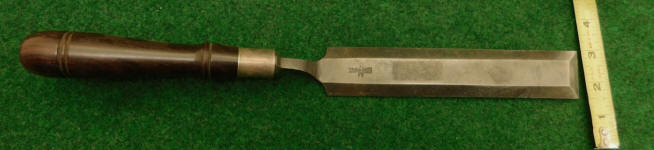 Buck Brothers 1 1/2 Crank Neck Paring Chisel