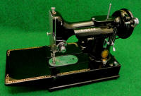 1955 Black Singer Featherweight 222K FreeArm Sewing Machine---US Voltage (EK322239)