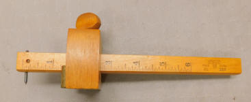 Stanley No. 165 Boxwood Marking Gauge w/ Brass Fence