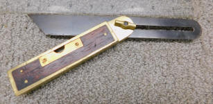 Howard Patent Rosewood Handle Bevel w/ Level