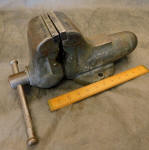 Wilton 3 1/2" Jaw 8 C O Combination Bullet Vise