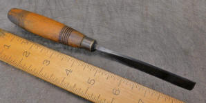J. B. Addis&nbsp; 3/8" No. 39 V Parting Tool Carving Gouge / Chisel