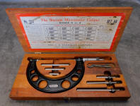 L. S. Starrett No. 224 - Set AA 0 to 4" Micrometer Caliper