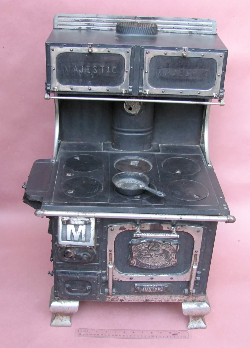 www.AntiqBuyer.com Salesman Sample and Toy Stove Past Sales