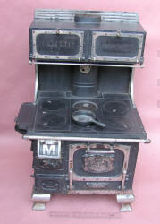 Great Majestic Junior Toy / Salesman Sample Cookstove