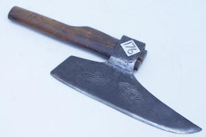 
Goosewing Axe