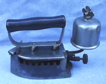 Gas Iron with Bell Shaped Tank