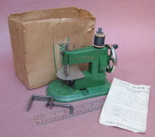 Wera Danish Toy Sewing Machine / TSM