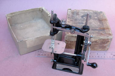 Smith & Egge Automatic Chain Drive Toy / Travel Size / Child-Size Antique Sewing Machine in Original Box