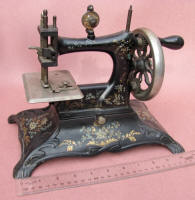 Casige Model 6 TSM / Toy Sewing Machine