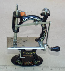 Pony TSM / Travel Size / Child-Size Antique Toy Sewing Machine