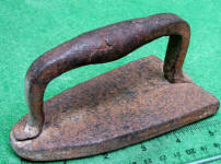 Patented Antiques.com Sells Antique Irons